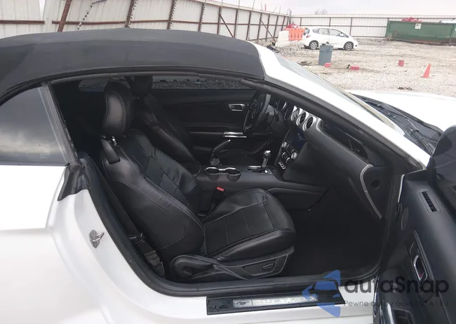 1FATP8UH3L5118855: 43964833