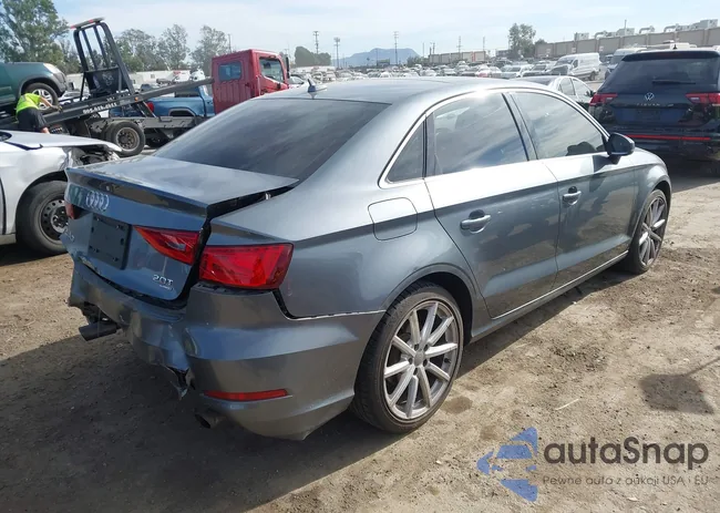 WAUEFGFF8F1002359: 43964908