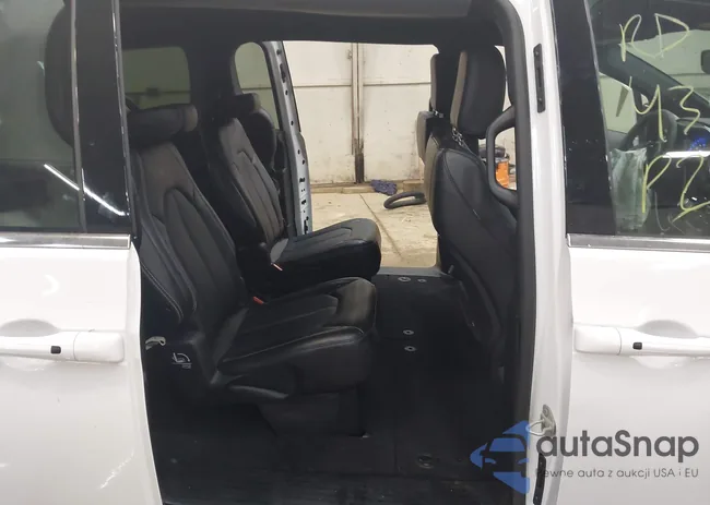 2C4RC1CG7SR588632: 43964964