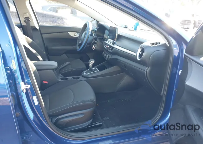 3KPF24AD6RE746311: 43964971