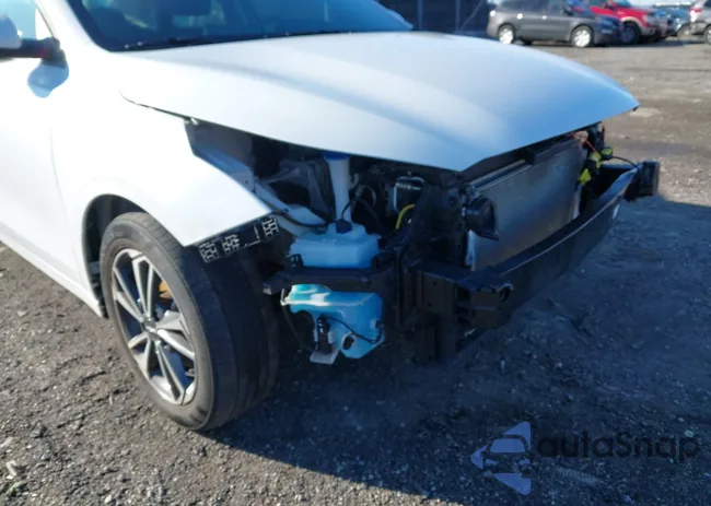 3KPF24AD0PE694624: 43964974