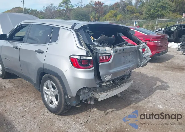 3C4NJDAN5PT507977: 43965104