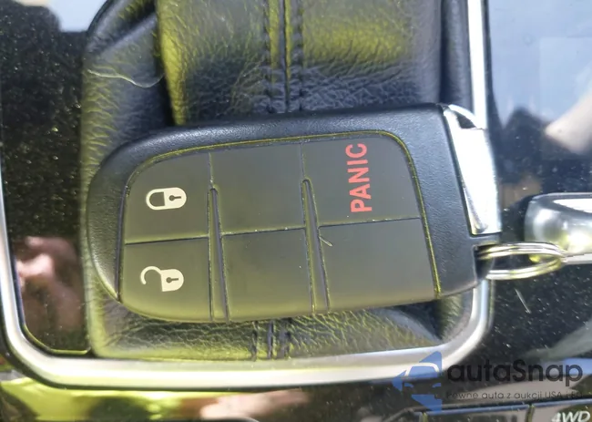 3C4NJDAN5PT507977: 43965104