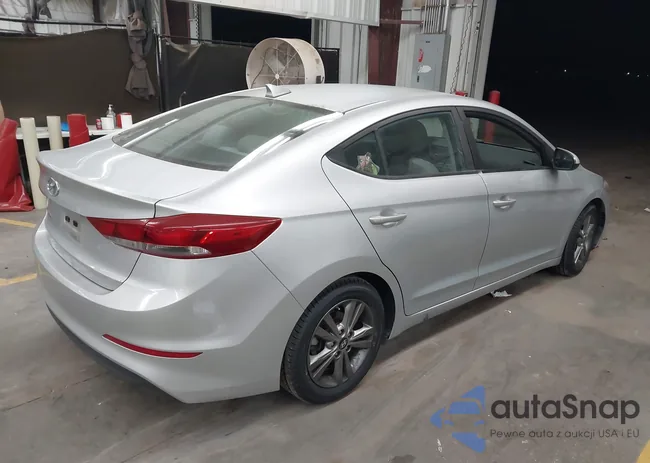 5NPD84LF0JH228036: 43965140