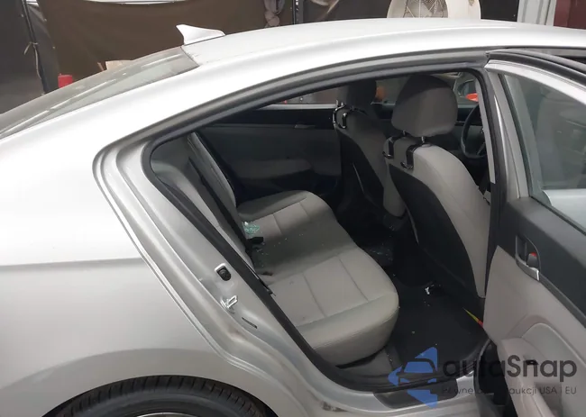 5NPD84LF0JH228036: 43965140