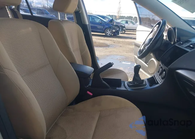 JM1BL1LP2D1835211: 43965151