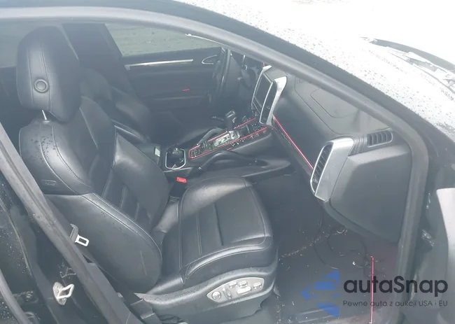 WP1AC2A25ELA81010: 43965259