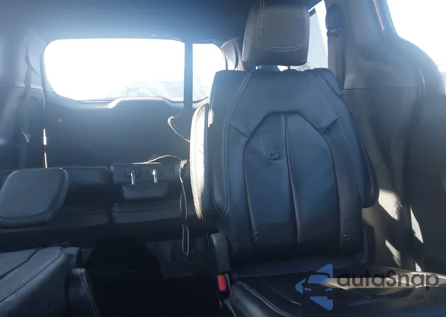 2C4RC1BG5JR172109: 43965277