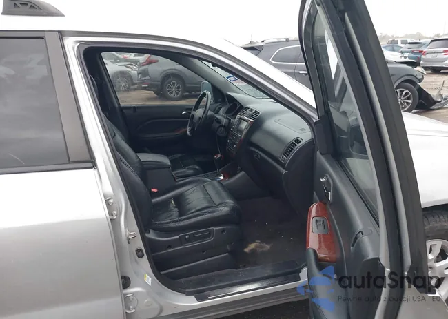 2HNYD18805H548665: 43965306