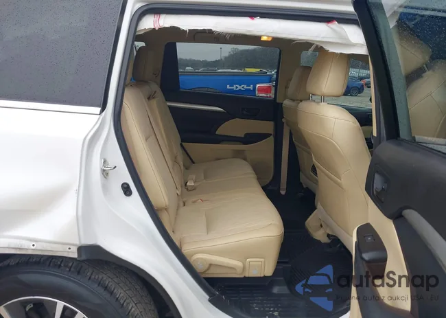 5TDZZRFHXHS228448: 43964371