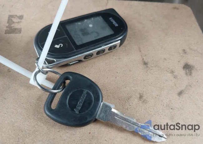 1GKEK63U05J174660: 43964484