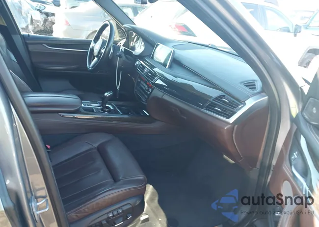 5UXKR6C52G0J81975: 43964526