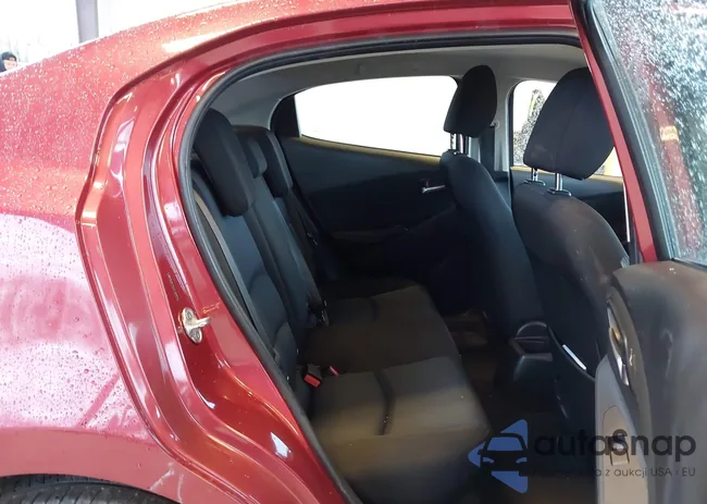 3MYDLBYV2JY304542: 43964562