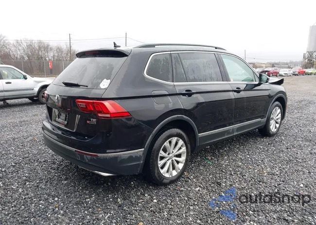 3VV2B7AX9JM058809: 43964580