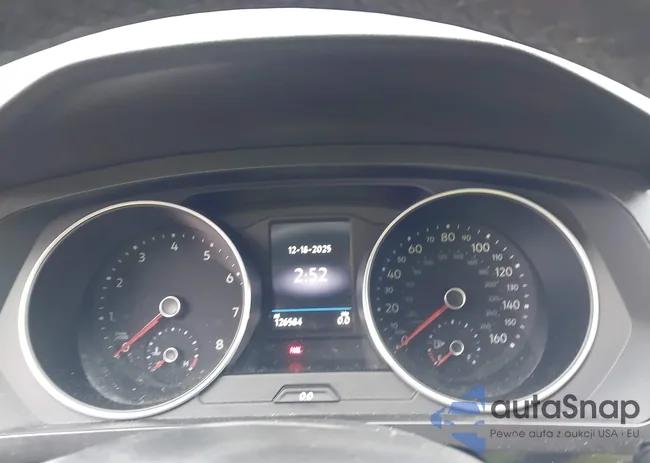 3VV2B7AX9JM058809: 43964580