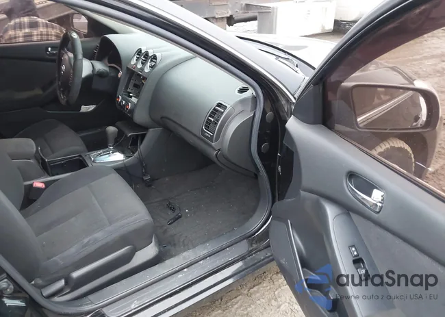 1N4AL2AP8AC193913: 43964647