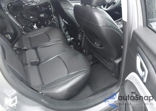 3C4NJDBB7NT133230: 43964679