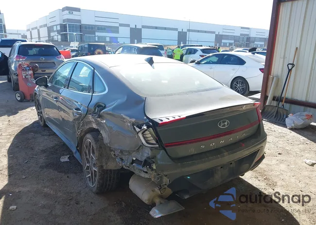 5NPEK4JC1MH097279: 43964713