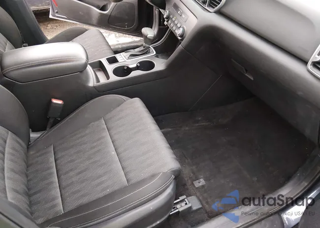 KNDPMCAC0K7574783: 43964722