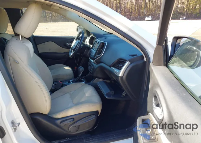 1C4PJLAB6GW346106: 43964739