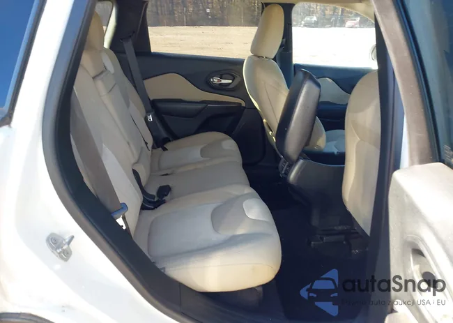 1C4PJLAB6GW346106: 43964739