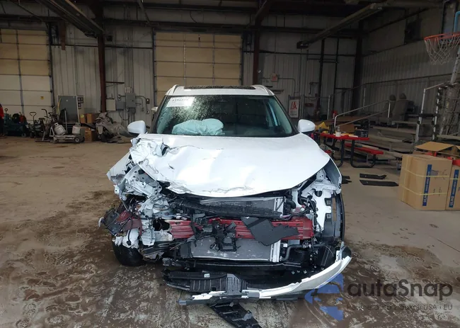 5N1BT3BB9TC686490: 43965752