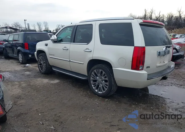 1GYFK63838R214832: 43965878