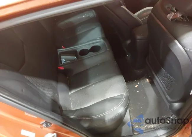 KMHTC6AE4EU188938: 43965918