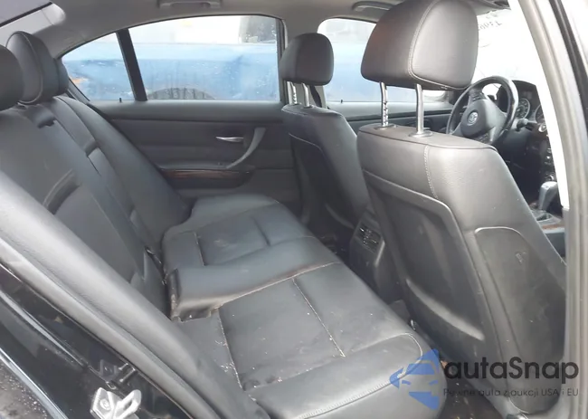 WBAPH5G50BNM74670: 43965922