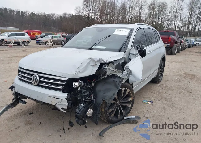 3VV5B7AX3JM190980: 43965933