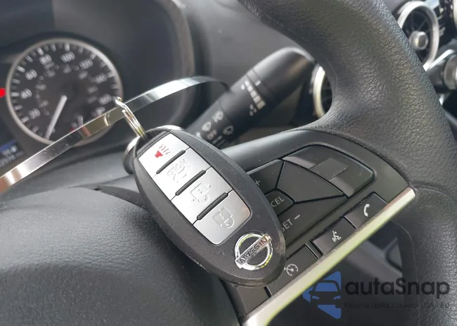 3N1AB8BV0MY303235: 43966082