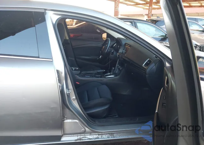 JM1GJ1U69E1134751: 43966103