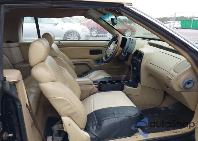 1C3EU4530RF280232: 43966184