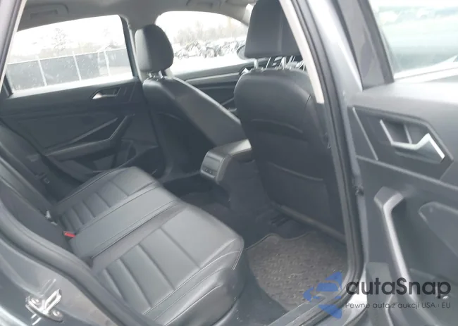 3VWC57BU5MM100800: 43966238