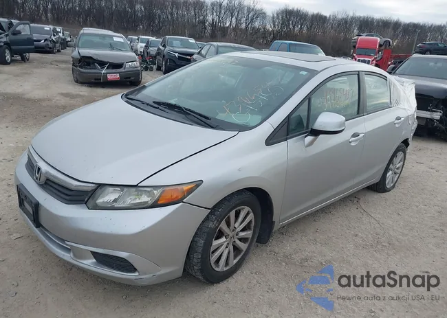 19XFB2F9XCE045450: 43965437