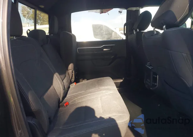 1C6RREMT0KN685600: 43965521