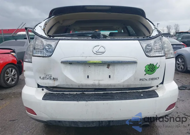 2T2HK31U18C048233: 43965536