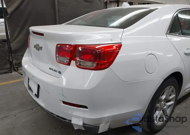 1G11D5RR5DF121237: 43965558