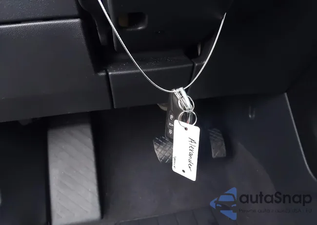 1V2LE2CA5RC239682: 43965671