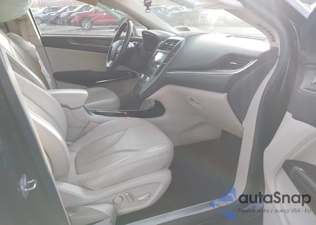 5LMCJ3D91HUL01829: 43966885