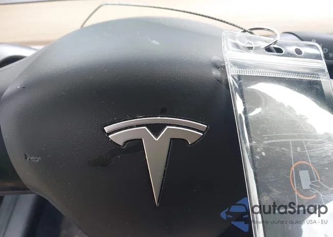 5YJ3E1EA2JF040847: 43966928