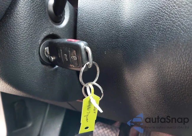 WVGAV7AX7FW606987: 43966952