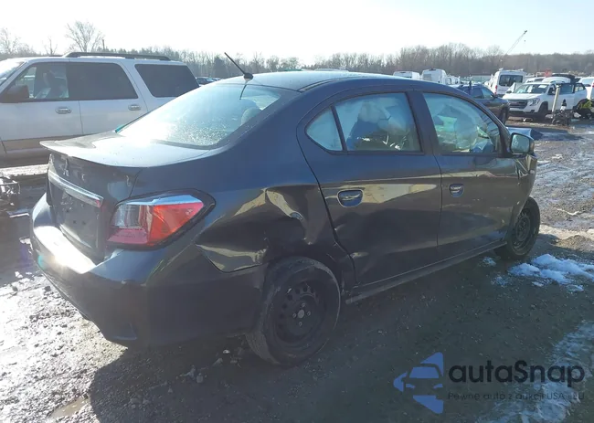 ML32FUFJ7RHF11496: 43966975