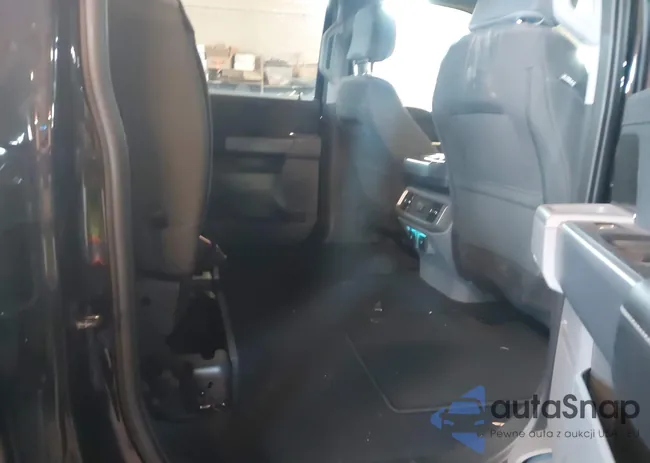 1FTVW1EL8PWG43930: 43967045