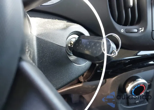 ZFBCFAAHXEZ016105: 43967205