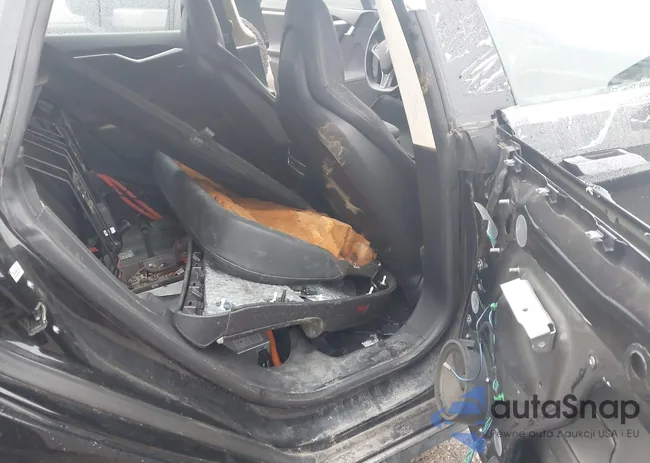 5YJSA1CPXDFP06646: 43967209