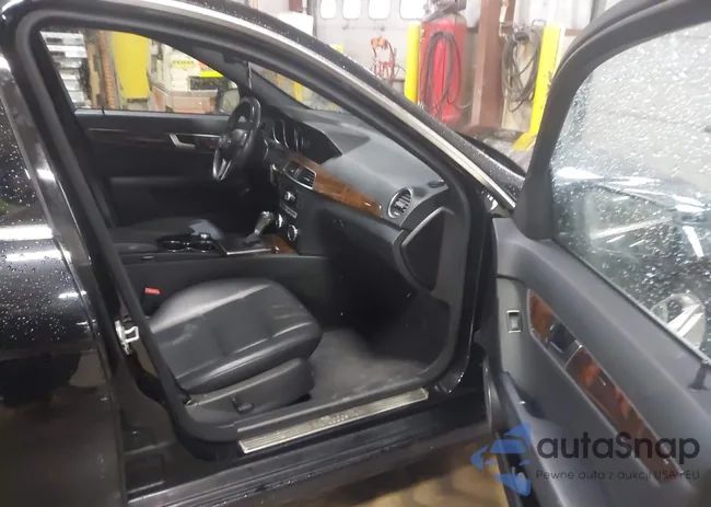 WDDGF8AB3DR251744: 43967299