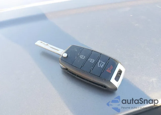 KNDPB3AC1G7857044: 43967326