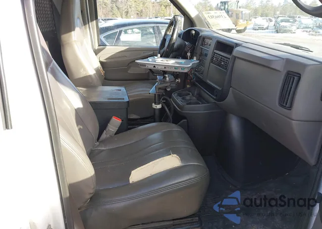 1GCHG35U371175617: 43966503