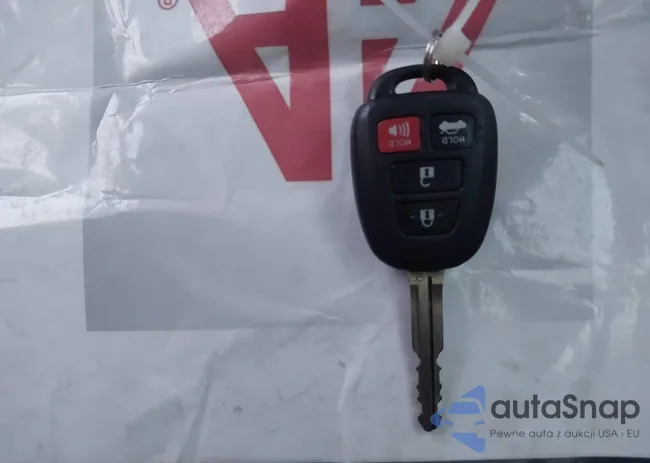 2T1BURHE8KC134684: 43966608